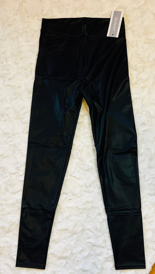 Faux leather leggings